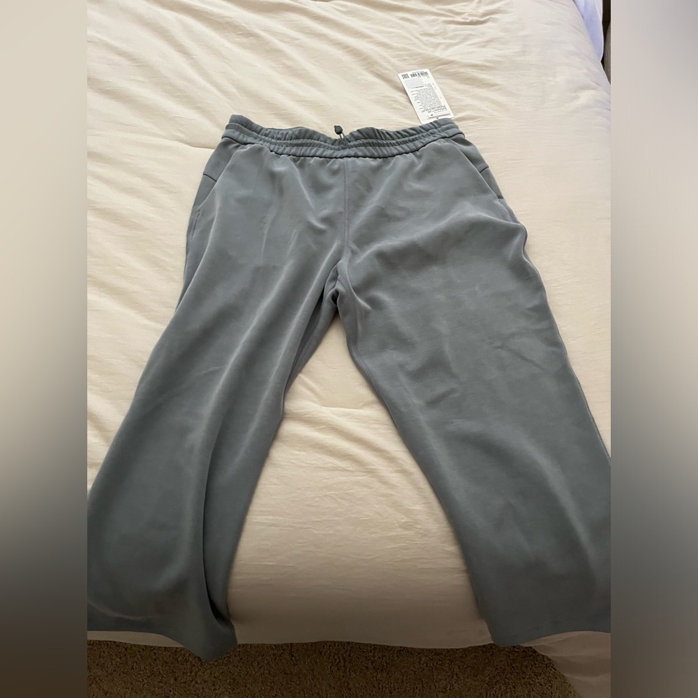 Softstreme™ HR Straight-Leg Crop 24" size 12